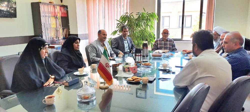 نشست ریاست نهاد مقام معظم رهبری در دانشگاههای استان با رئیس دانشکده علوم پایه